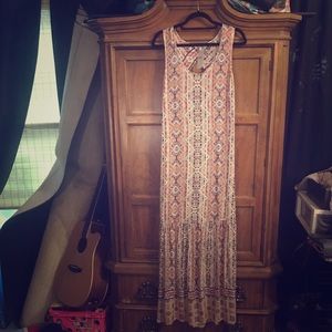 BNWT: Beautiful Maxi Dress by Splendid